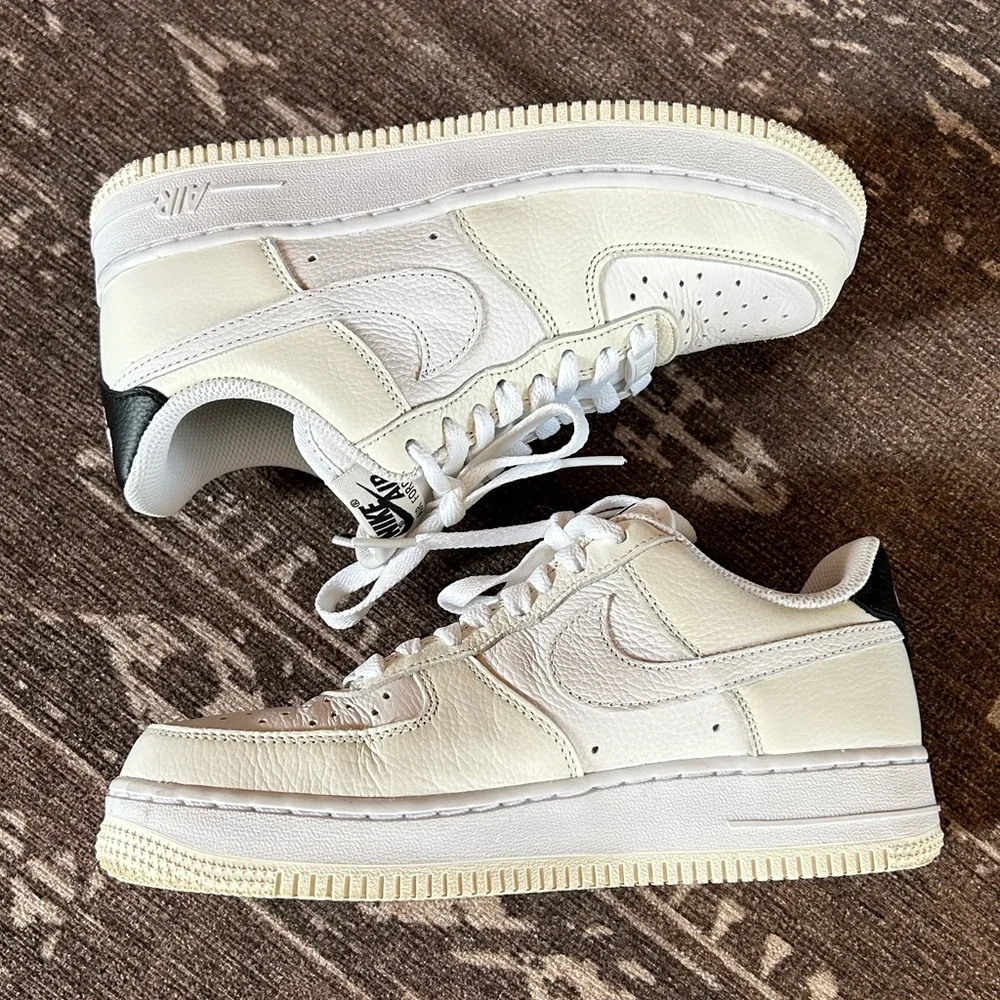 Nike Custom Air Force 1 Low White and Cream with Black Heel Tab Sz 6 - Picture 7 of 12